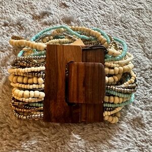 Pink House Style Stretch Bracelet Glass Beads Wood Buckle NWT